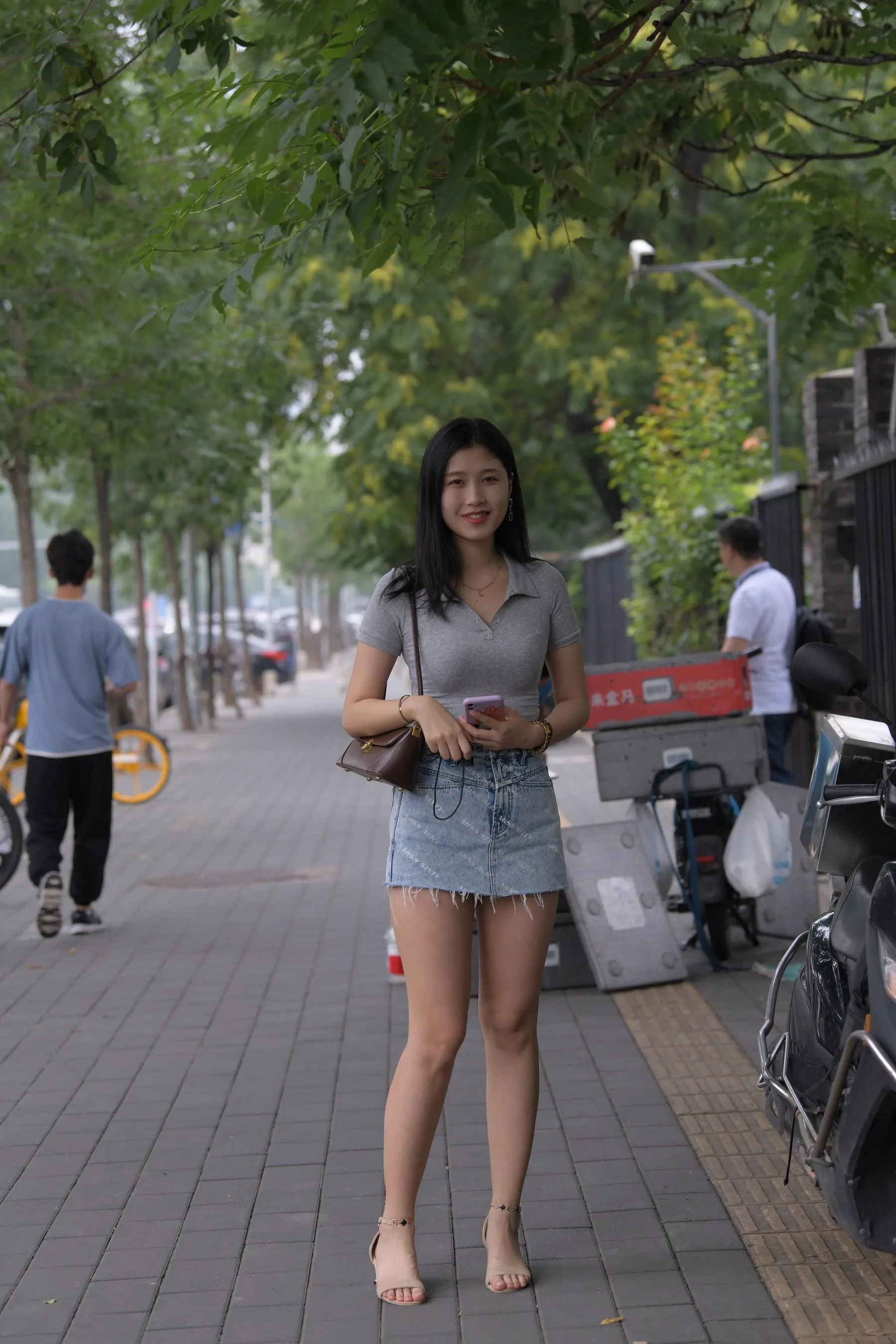魔镜街拍 NO.169 一只麋鹿摄影-牛仔短裙美女 [235P]插图3